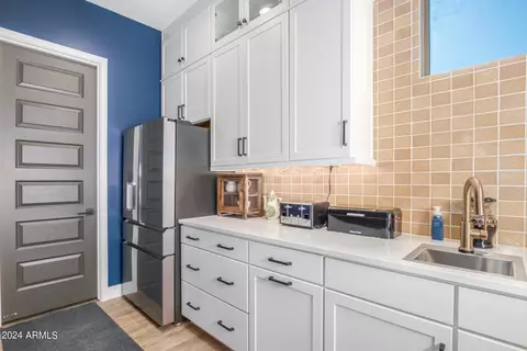 Kitchen - 4547 S Raster --, Mesa, AZ 85212 photo 6 of 7