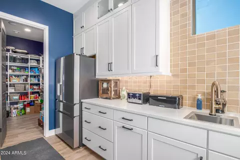 Kitchen - 4547 S Raster --, Mesa, AZ 85212 photo 7 of 7