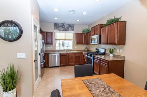 4473 E Remington Dr, Gilbert, AZ 85297 photo 4
