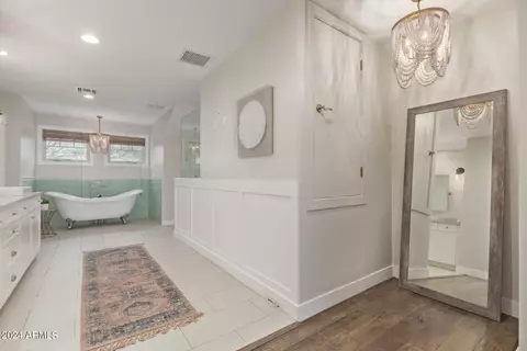 Bath - 2742 E Valencia St, Gilbert, AZ 85296 photo 3 of 10