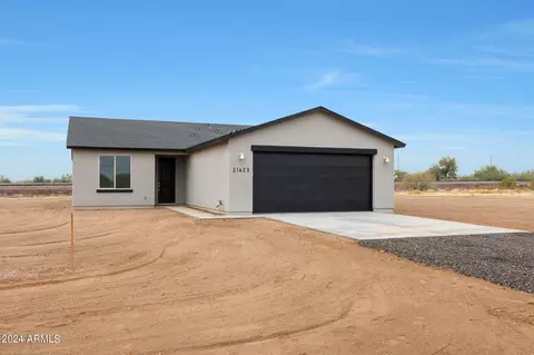 21423 W Sleepy Ranch Rd, Wittmann, AZ 85361