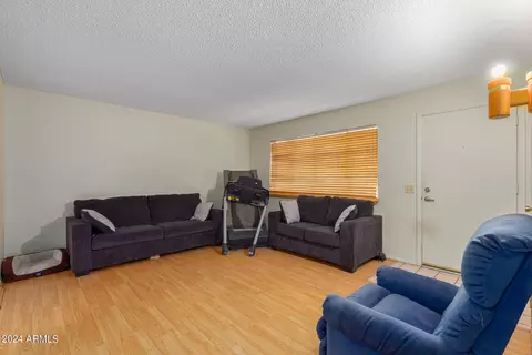 20422 N 33rd Dr, Phoenix, AZ 85027 photo 6