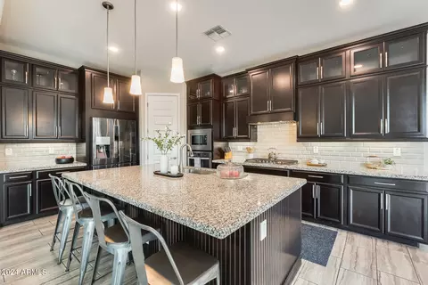 9255 W Running Deer Trl, Peoria, AZ 85383