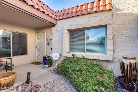 Exterior - 16630 N 30th Ave, Phoenix, AZ 85053 photo 14 of 17