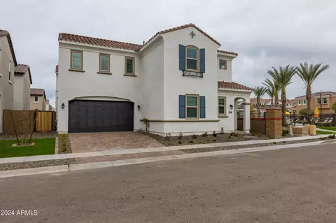 946 E Danbury Dr, Phoenix, AZ 85022