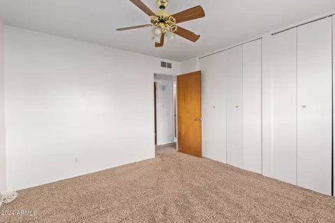 4237 W Stella Ln, Phoenix, AZ 85019 photo 20