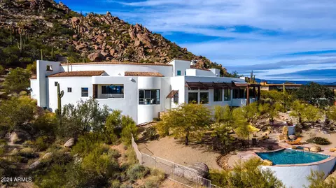 7021 E Stagecoach Pass Rd, Carefree, AZ 85377