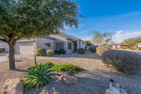 16304 W Limestone Dr, Surprise, AZ 85374