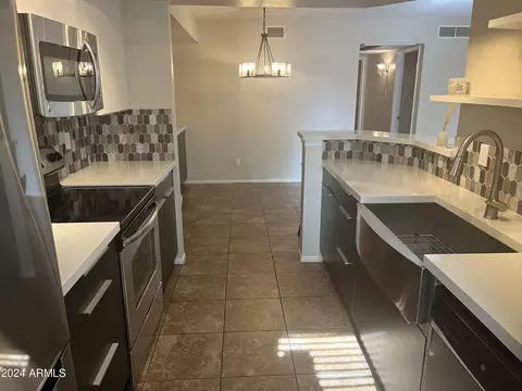 7950 E Starlight Way #150, Scottsdale, AZ 85250