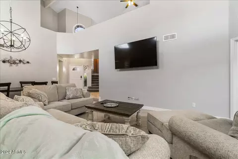 6433 E Redmont Dr, Mesa, AZ 85215 photo 5