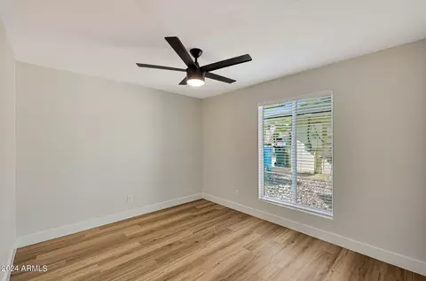 2502 E Mescal St, Phoenix, AZ 85028 photo 24