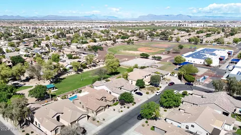 View/Area - 3290 E Bridgeport Pkwy, Gilbert, AZ 85295 photo 6 of 7