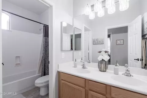 Bath - 3290 E Bridgeport Pkwy, Gilbert, AZ 85295 photo 4 of 4