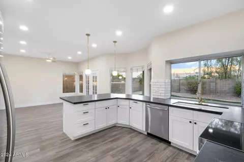 4726 E White Aster St, Phoenix, AZ 85044 photo 7