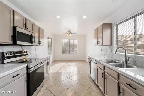 1410 W Darrel Rd, Phoenix, AZ 85041 photo 3