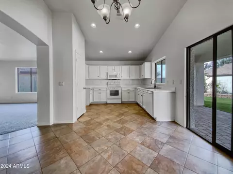 2718 E Carol Ave, Mesa, AZ 85204 photo 8