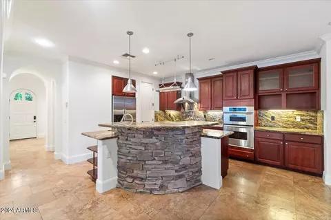 2906 N 48th Pl, Phoenix, AZ 85018 photo 9