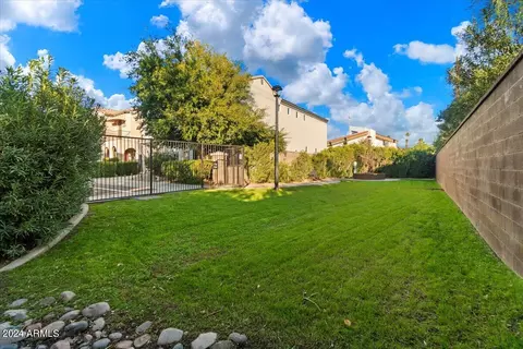 2906 N 48th Pl, Phoenix, AZ 85018 photo 30