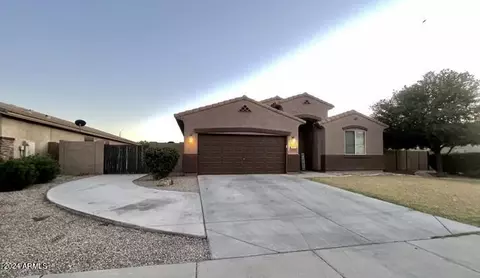 901 W Hereford Dr, San Tan Valley, AZ 85143