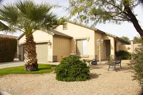 5816 W Golden Ln, Glendale, AZ 85302