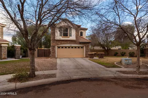 1463 S Owl Dr, Gilbert, AZ 85296