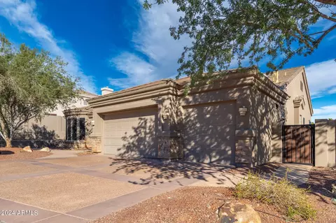 14623 S 4th Dr, Phoenix, AZ 85045 photo 4