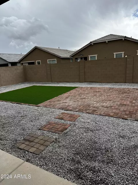 Exterior - 9223 W Meadowbrook Ave, Phoenix, AZ 85037 photo 11 of 13