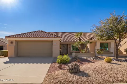 22502 N Homestead Ln, Sun City West, AZ 85375