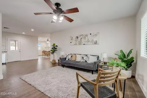 2725 E Libby St, Phoenix, AZ 85032 photo 7
