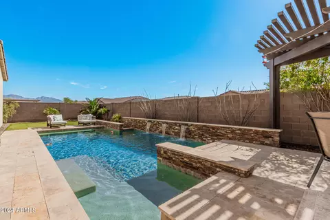 18407 W Thunderhill Pl, Goodyear, AZ 85338