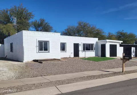 2730 W Alaska St, Tucson, AZ 85746