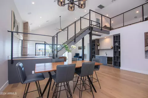 Dining - 4228 N 42nd St, Phoenix, AZ 85018 photo 2 of 4