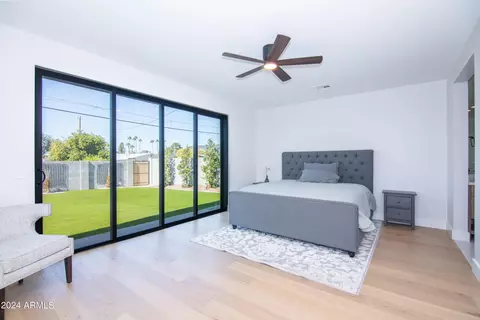 Bedroom - 4228 N 42nd St, Phoenix, AZ 85018 photo 2 of 4