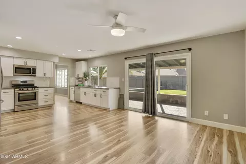 4155 W Evans Dr, Phoenix, AZ 85053 photo 7