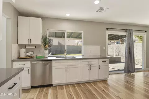 4155 W Evans Dr, Phoenix, AZ 85053 photo 13