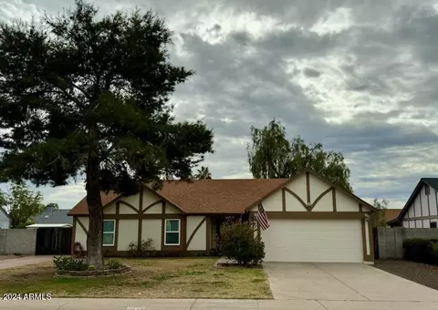 8533 W Columbine Dr, Peoria, AZ 85381