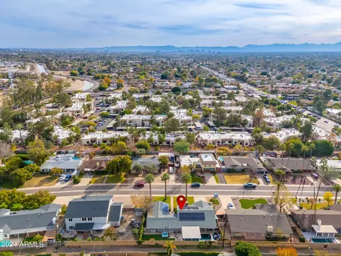 View/Area - 802 E Harmont Dr, Phoenix, AZ 85020 photo 4 of 10
