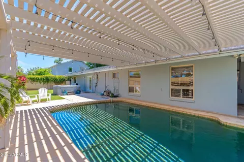 Exterior - 802 E Harmont Dr, Phoenix, AZ 85020 photo 8 of 19