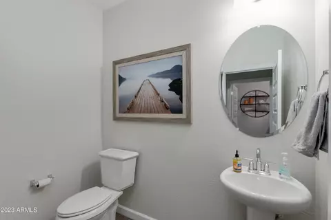Bath - 5973 E Quail Ave, Phoenix, AZ 85054 photo 1 of 3