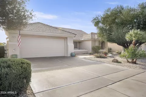14219 W Circle Ridge Dr, Sun City West, AZ 85375