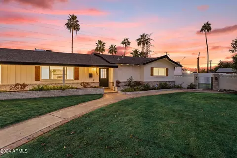 637 N Dawn Cir, Mesa, AZ 85203