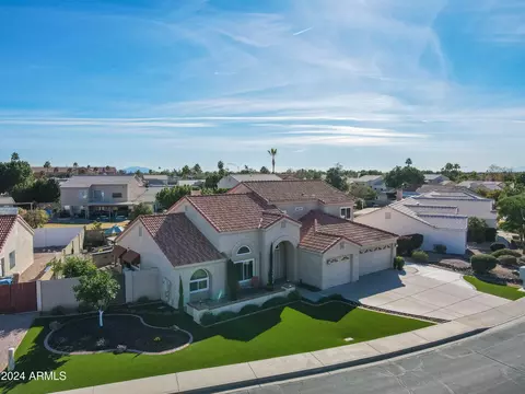 5925 E Ivy St, Mesa, AZ 85205 photo 3