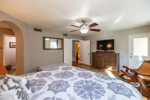 5925 E Ivy St, Mesa, AZ 85205 photo 32