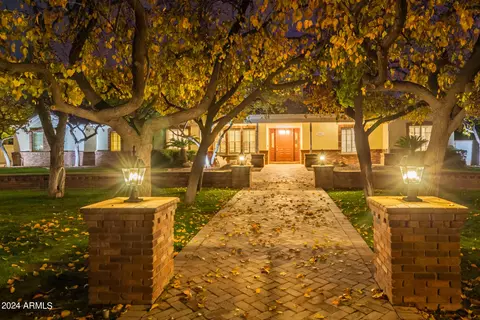 15431 E Bronco Ct, Gilbert, AZ 85298