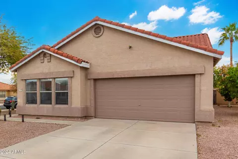 Exterior - 10739 E Bramble Ave, Mesa, AZ 85208 photo 2 of 10