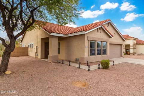 Exterior - 10739 E Bramble Ave, Mesa, AZ 85208 photo 4 of 10