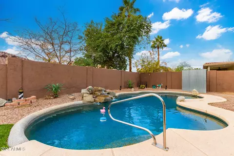 Exterior - 10739 E Bramble Ave, Mesa, AZ 85208 photo 9 of 10