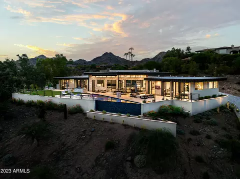 6024 N 42nd St, Paradise Valley, AZ 85253