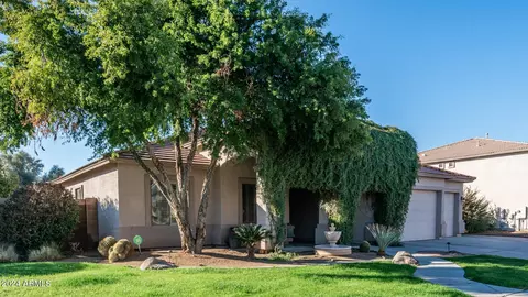 43217 W Knauss Dr, Maricopa, AZ 85138