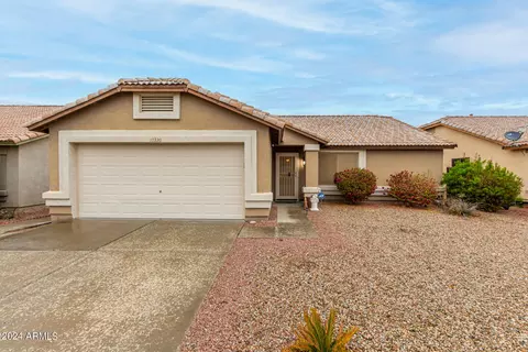 10320 W Orange Dr, Glendale, AZ 85307